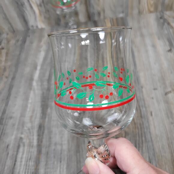 2 Vintage Arby's Holly Berries Christmas Collection Water Goblets, Bow Stem - Picture 4 of 6